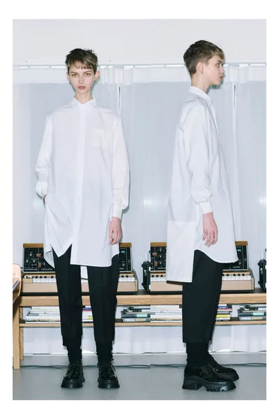 Look 17